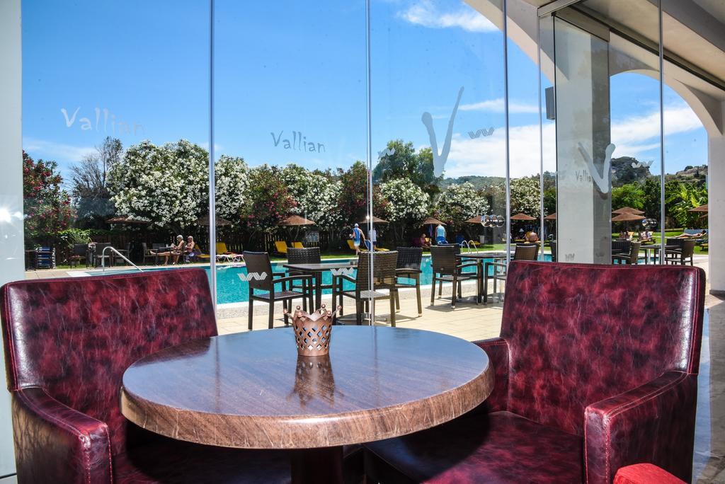 Vallian Village 3*